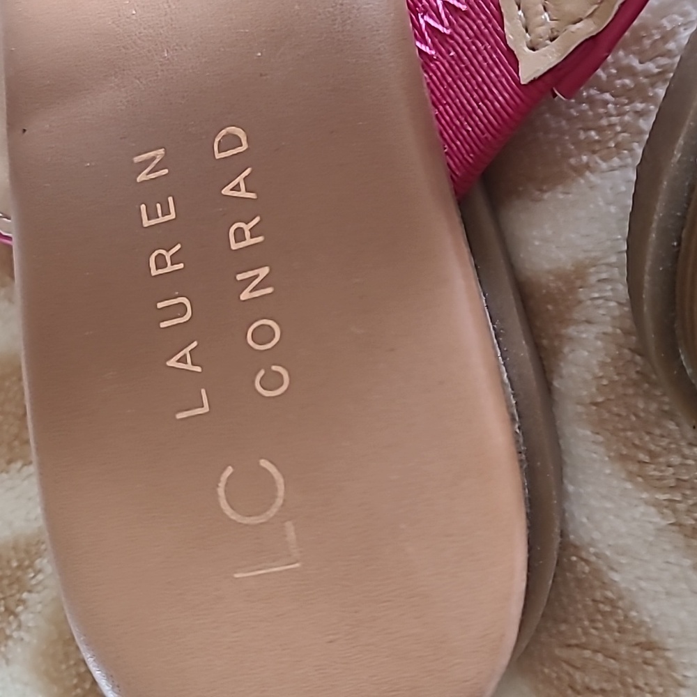 Sandals - Picture 2 of 5